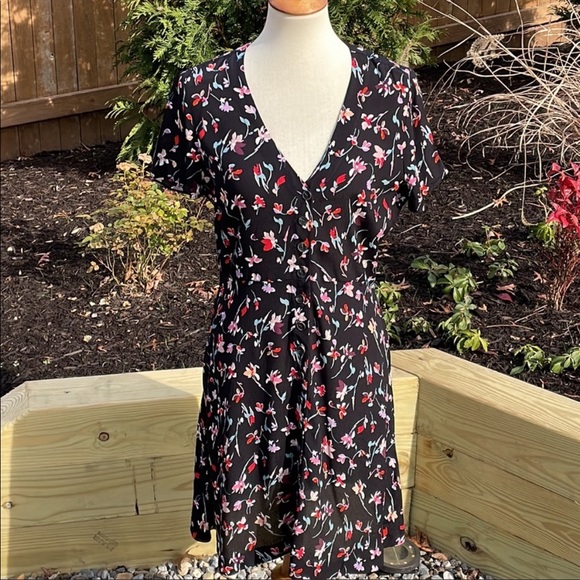 Madewell Black Floral Dress - Picture 6 of 12